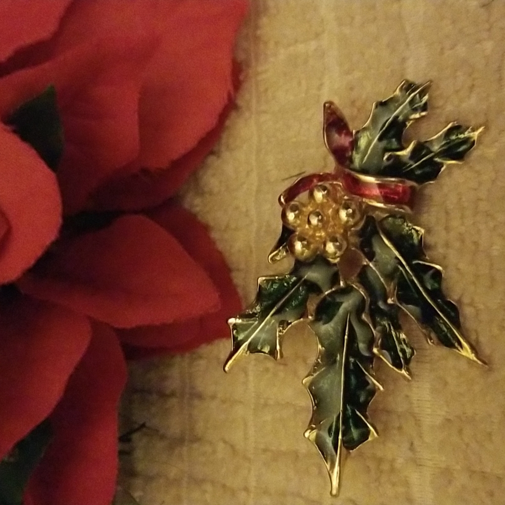 2 CHRISTMAS PINS - Picture 4 of 7